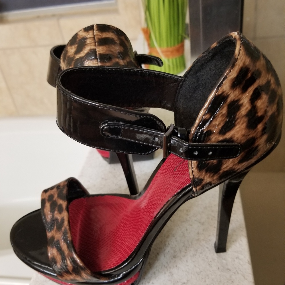 5in Leopard print shoe, never worn.